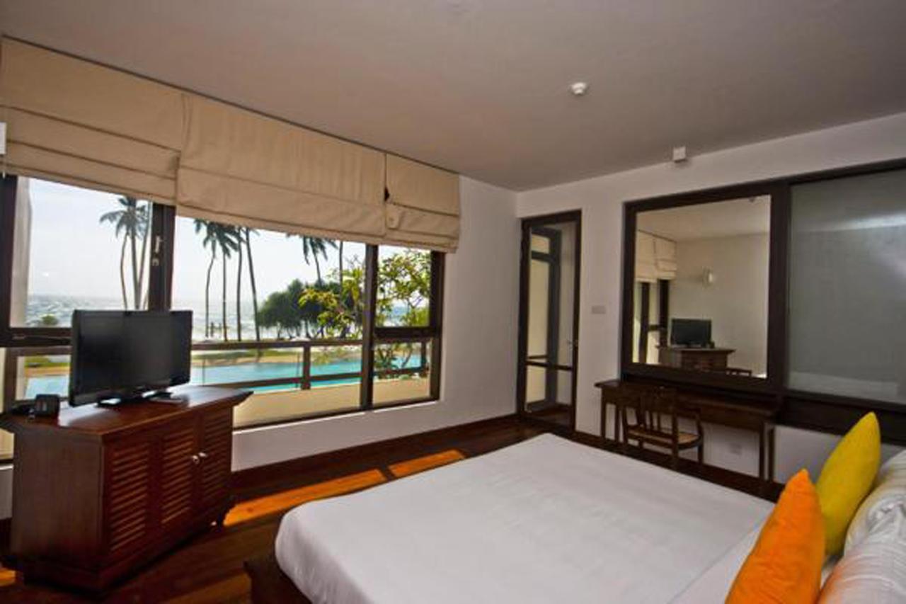 Grand Beach Wadduwa Exterior foto